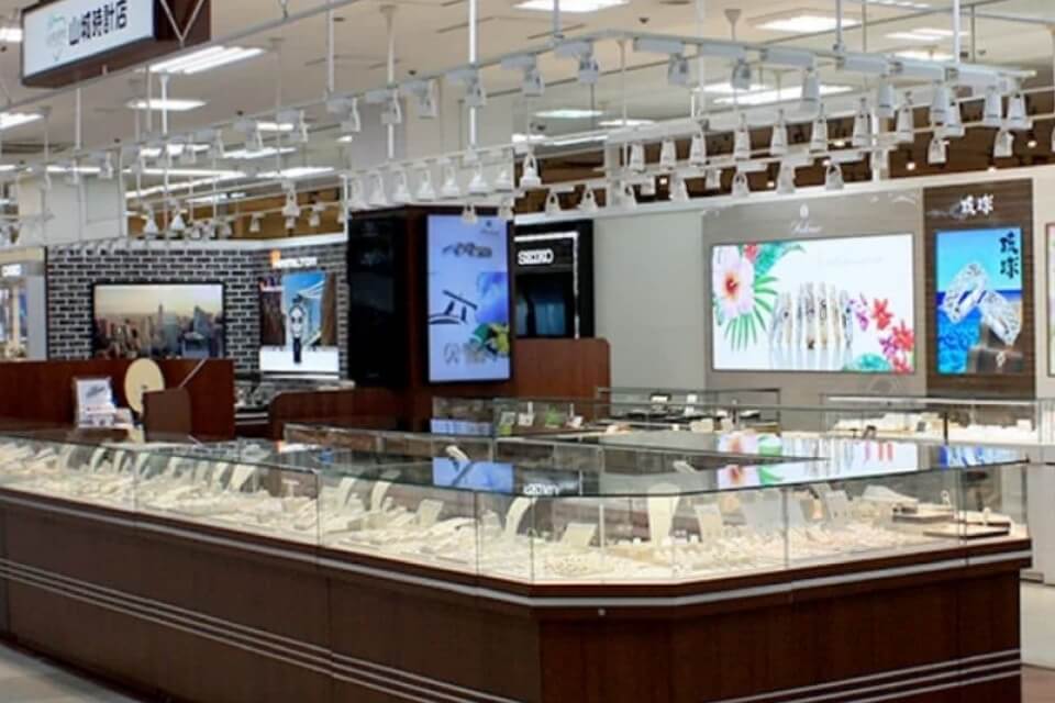 山城時計店ハンビータウン店の店舗写真